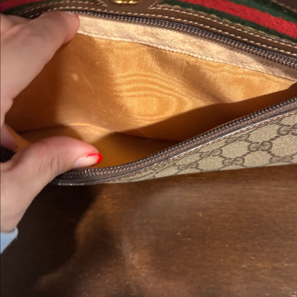AUTHENTIC Gucci Monogram crossbody Bag in Brown and Tan - Picture 2 of 7